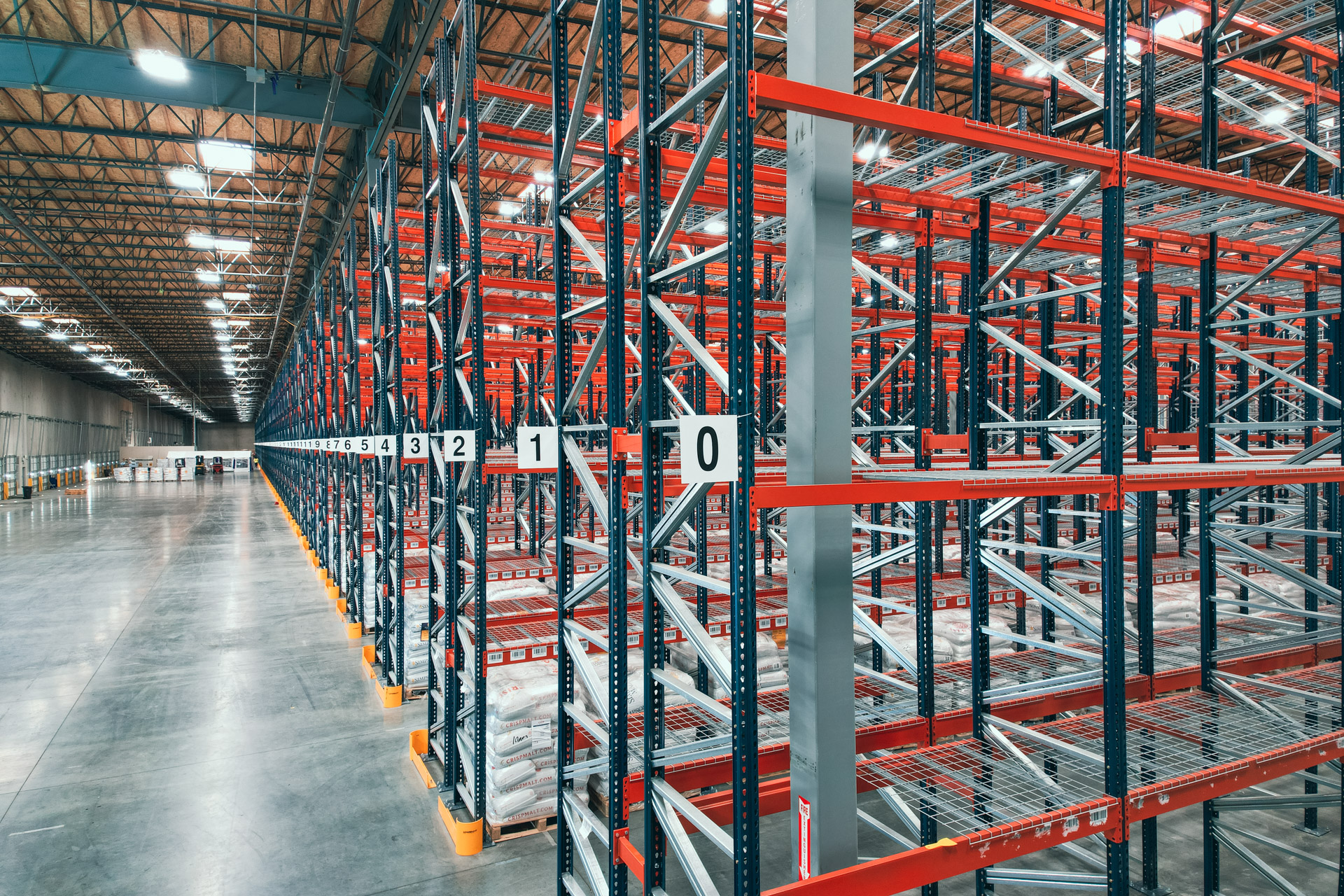 Industrial pallet racking warehouse in Pittsburgh Pennsylvania